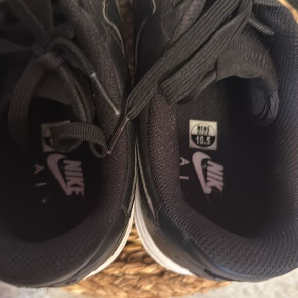 Nike Air Force 1 Low 07 LV8 Black Obsidian Ostrich Leather Sz 10.5 718152-009 - Picture 5 of 8